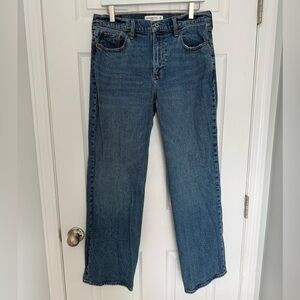 Abercrombie & Fitch Low Rise Baggy Jean